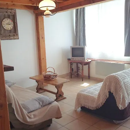 Les Quatre Saisons Holiday home