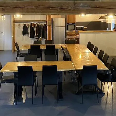 Les Quatre Saisons Holiday home